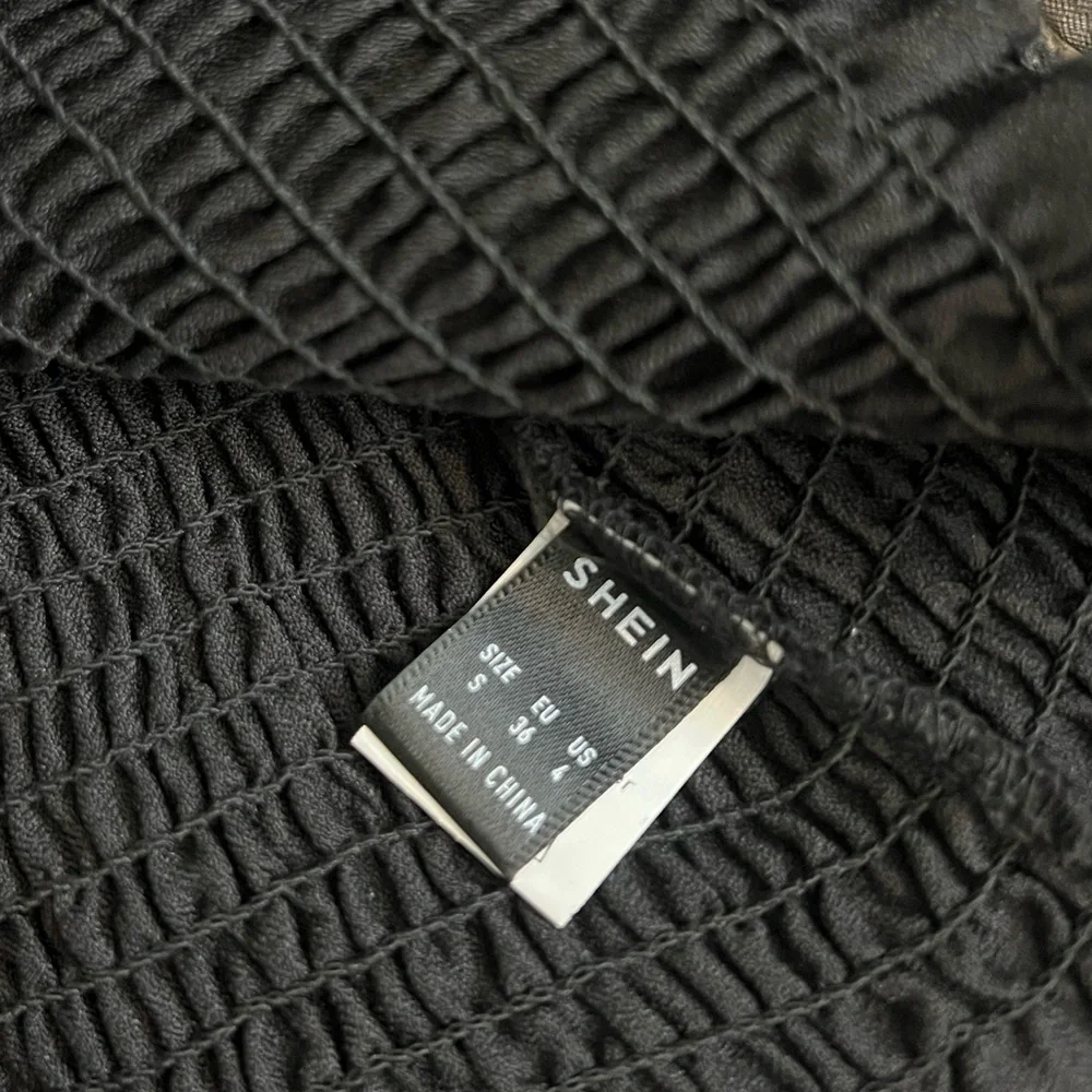 Black Long Sleeve Polka Dot Size Small